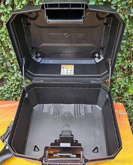 Honda NX 500 Top case kit - 7