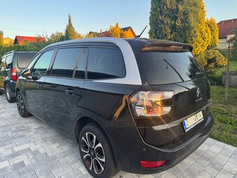Prodám Citroen C4 Spacetourer 7 míst, rv 19,1,5 nafta 96 KW - 7