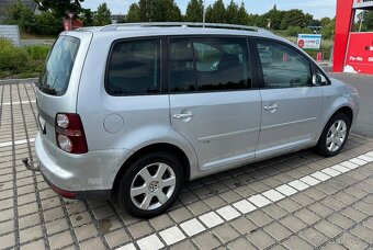 VW Touran R-line 2.0tdi 125kw - 7
