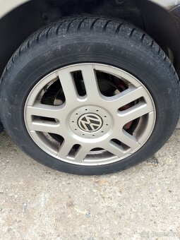 Prodám VW.new.beetle 2.0 benzín rok.2026 - 7