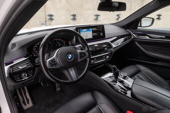 BMW 540d xDrive Touring M-Sport ComfS, DAP, Tažné, DPH - 7