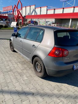 Volkswagen Golf V 1.4 55 kW, rok 2004, na díly nebo k opravě - 7