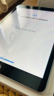Apple iPad 10,2" 64GB Wi-Fi stříbrný (2021) - 7