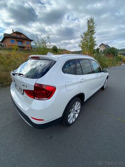 BMW X1 stav nového vozu, najeto jen 25 000km - 7