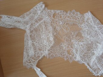 Svatební šaty - možnost výběru ze tří variant - 7