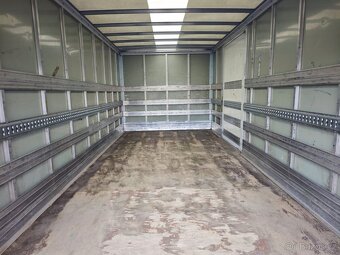 Skříňová nástavba - délka 535 cm - 7