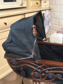 Krásný kočárek ve stylu 19.století (replika) - 7