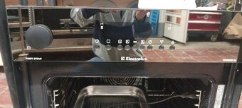 Top Swiss Line SL Elektrolux vestavné trouby - 7