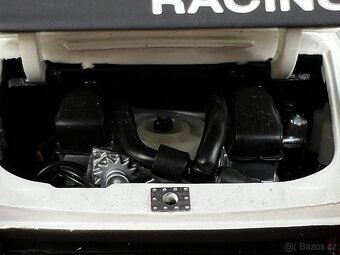 Porsche 935 1:18 EXOTO Martini - 7