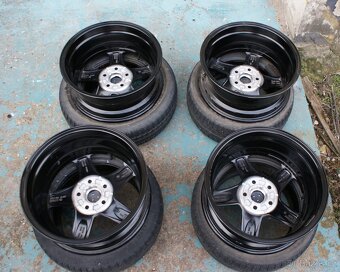 pekny model original alu kola Ford R16 - nejeta kola - 7
