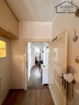 Rodinný dům (3 bytové jednotky) se zahradou 625 m2 - Cheb - - 7