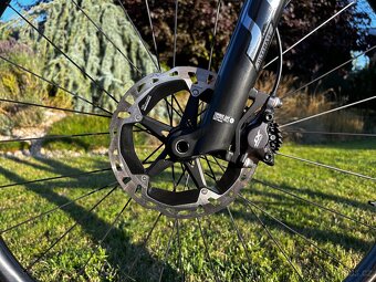 🚀 Canyon Exceed CF 7 – závodní XC raketa - 7