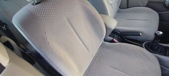 CITROËN C4 1.6 HDi 80kW, 142000km - 7
