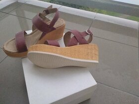 Dámské kožené sandály - 7