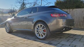 Rozpredám Alfa Romeo Brera 2.4JTDm 154kW na dily - 7