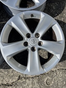 alu kola Toyota RAV4 R17 ET45 rozteč 5x114.3 - 7