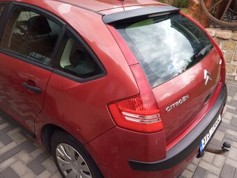 Citroen C4 1.4 65kw benzín 2006 - 7
