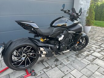 Ducati Diavel V4 2/2024 - 7