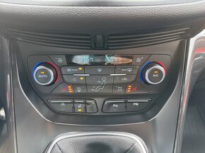 Ford Kuga 2.0TDCi AWD ST-Line Xenony Navi Alcantara - 7