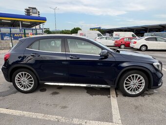 MERCEDES BENZ GLA 200d 4Matic automat - 7