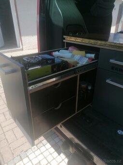 Ford tourneo custom s obytnou vestavbou - 7