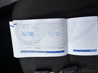 Hyundai i30 1.4i r.v11/2011 naj 79t benzin - 7