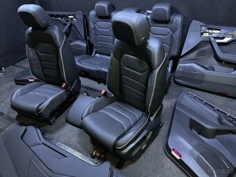 VW Touareg III CR7 kuzeny interier sedacky - 7