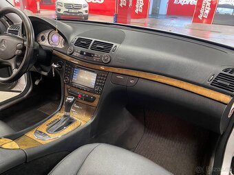Mercedes-Benz E350 w211 - 7