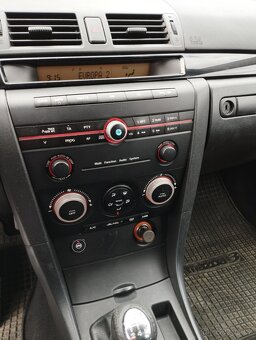 Mazda 3 - 7
