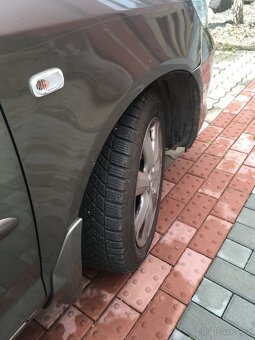 Prodám Honda city 1.3 61 Kw - 7