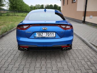 Kia Stinger 3.3 TGDI V6 272 kW 4WD GT-Line r.5/2018 Původ ČR - 7