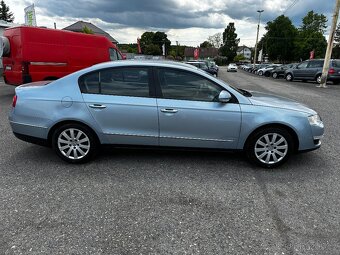 VW PASSAT 2,0 TDI - BKP - AUT. KLIMA - NAVI - NOVÁ STK - 7