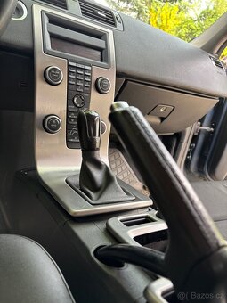 Prodám Volvo V50 2009 • 2.0 diesel - 7