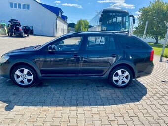 Škoda Octavia Scout 2.0tdi 4x4 1.majitel původ ČR nová STK - 7