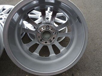 Disky originál Mercedes 17", rozteč 5x112,ET 38, šíře 6,5J - 7