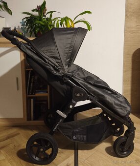 Britax b motion, plus , super stav s doplnky - 7