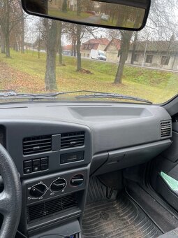 Peugeot 309 1.9D 47KW rok 1993 - 7