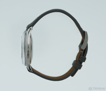 Rolex Oyster Perpetual - 7