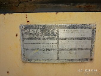 Vibrační válec Stavostroj STA VH250, motor Deutz olejem chla - 7