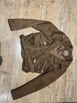 Dámské oblečení - 7