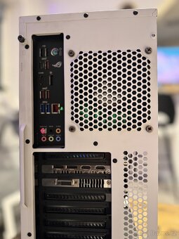 Herní PC – i7-8700 / GTX 1080 Ti ROG STRIX / 16GB RAM - 7