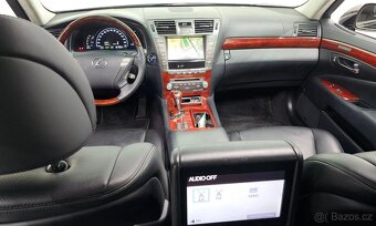 2012 LEXUS LS600h L Ottoman - 7