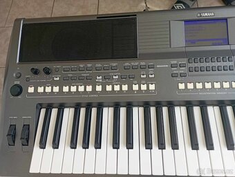 YAMAHA PSR S 670 - 7