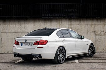 BMW Rad 5 F10 535i A/T - 7