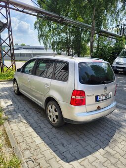 VW Touran 2.0 TDI 103kW - 7