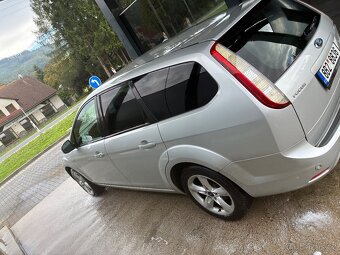 Ford focus - 7