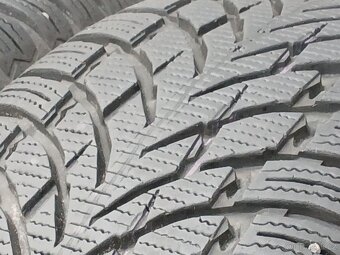 Pěkné zimní pneu Nokian 225/60/18 vzorek 8mm - 7