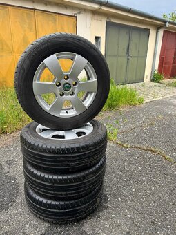 Originální kola Škoda Octavia II 15” + letní pneu 5mm - 7