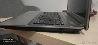 Notebook Samsung NP-RV720(i5-2410M) - 7