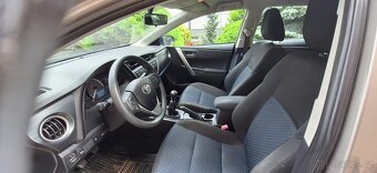 Toyota Auris - 7